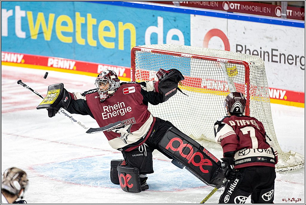 PENNY DEL;  Koelner Haie - Iserlohn Roosters; Koeln, 11.01.2021